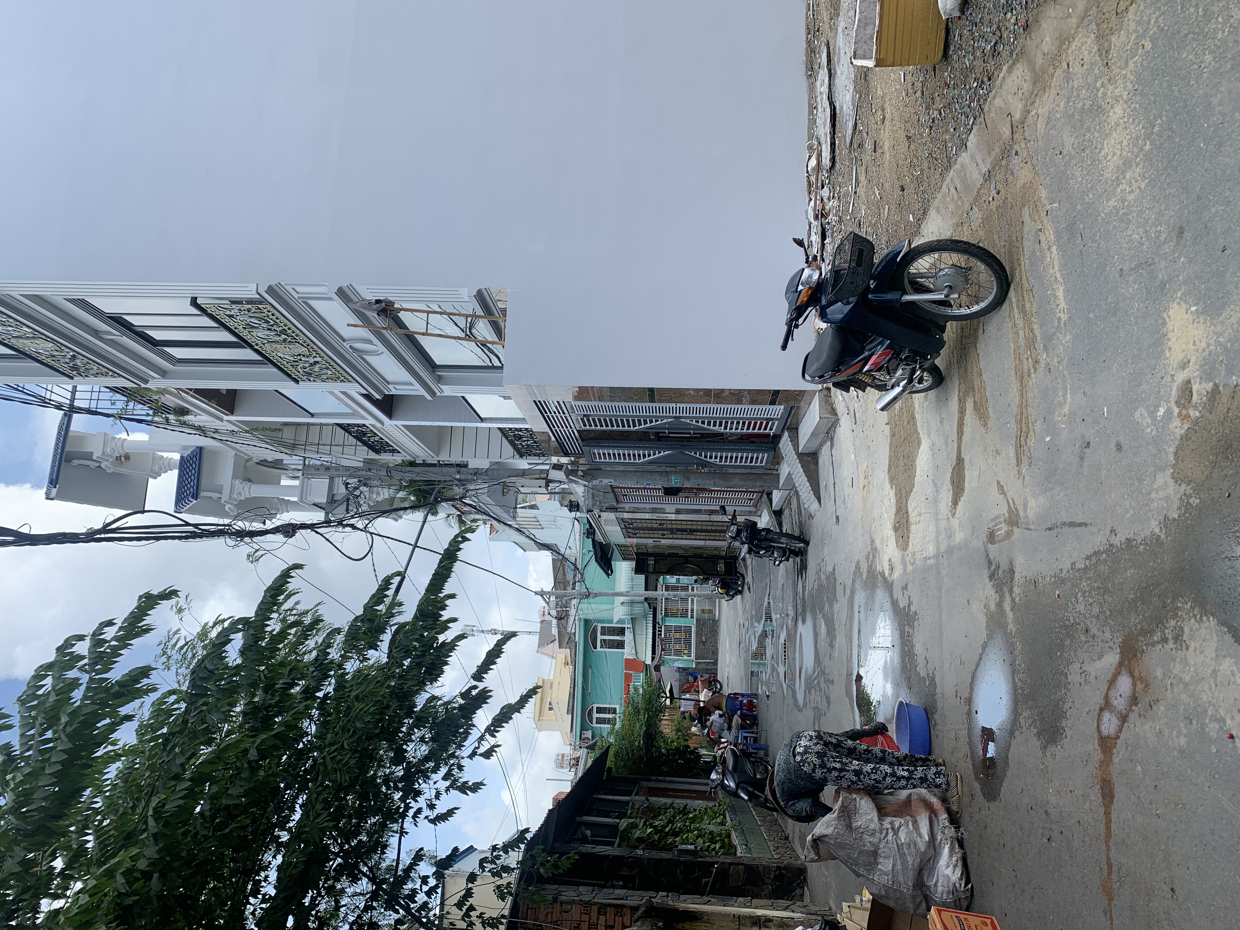 Bán đất 80.4m2 hẻm 5m xe hơi quay đầu, ngay chợ Thủ Đức