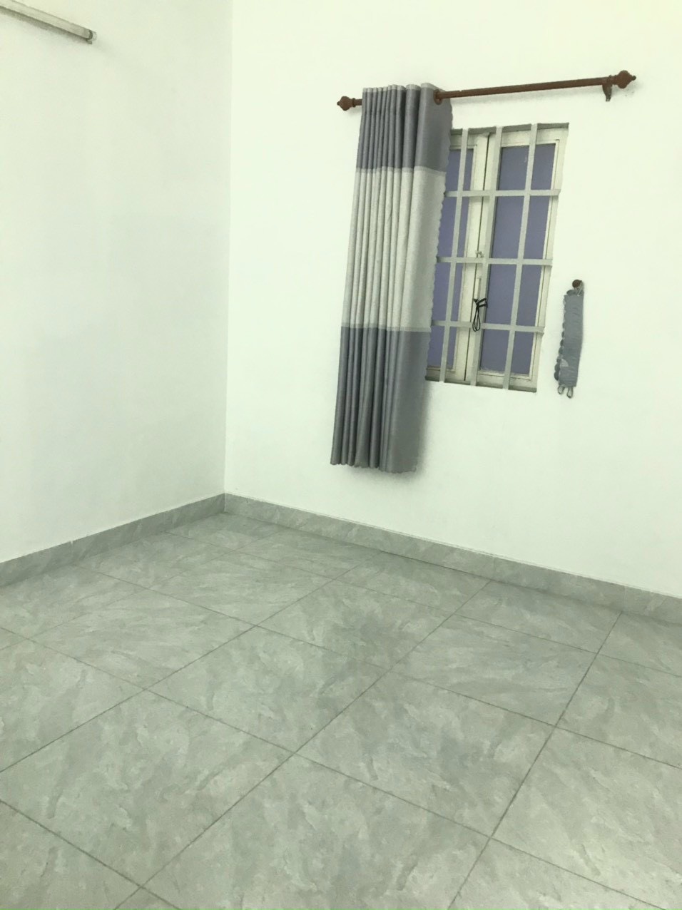 Bán nhà 1 trệt 1 lầu hẻm xe hơi đường 160, P. Tăng Nhơn Phú A, TP. Thủ Đức, giá 5.150 tỷ