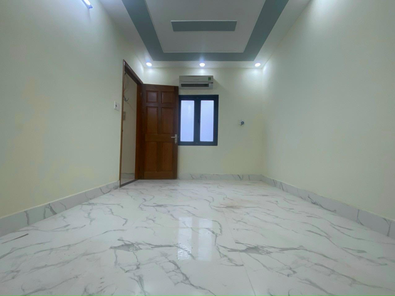 Bán nhà 1T1L và 8 phòng trọ mặt tiền đường 104, P. Tăng Nhơn Phú A, Q.9