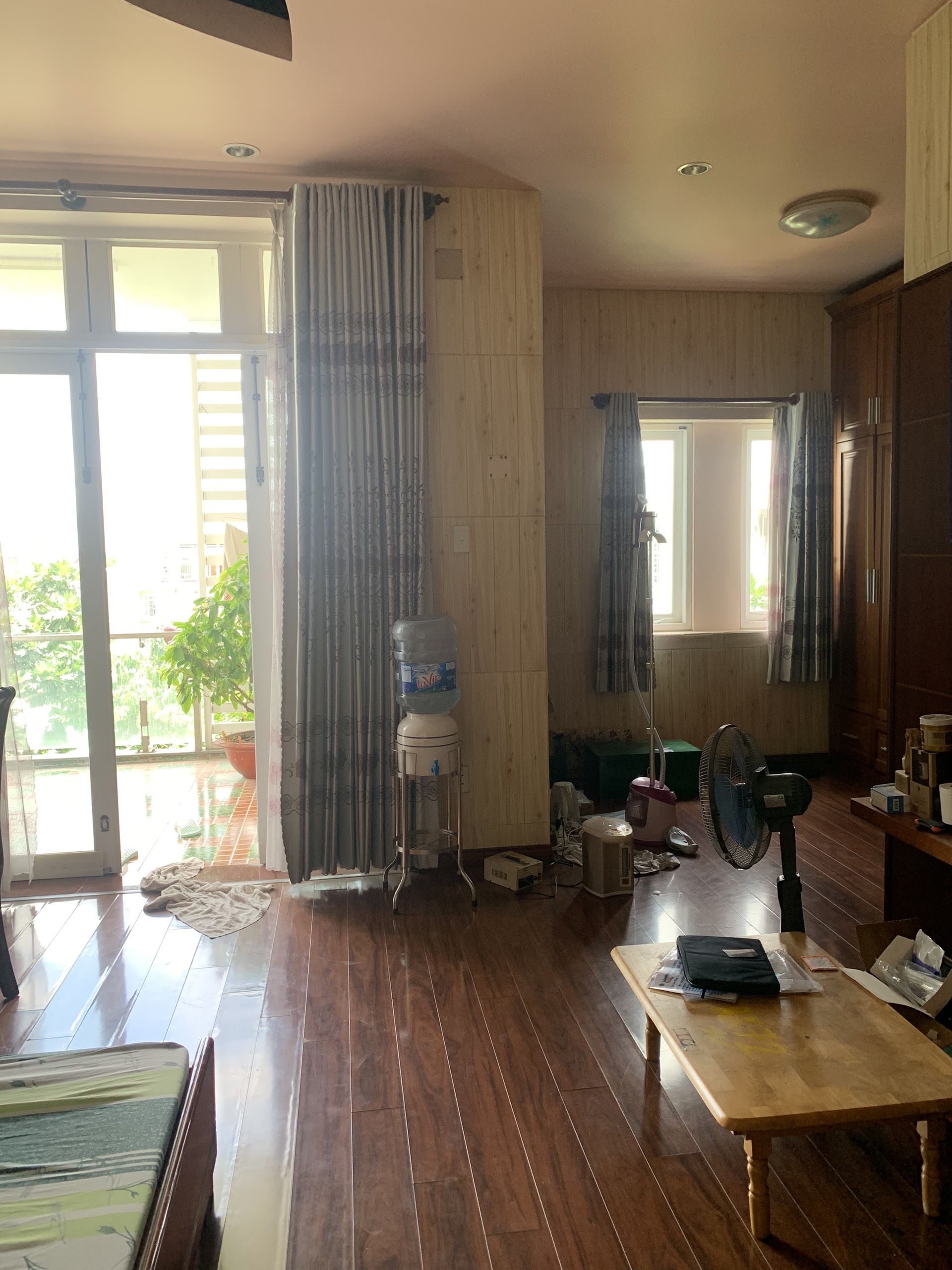 Bán nhà 1T3L sân thượng đường 16m P. Phước Bình TP. Thủ Đức. DT sàn 465m2 giá 20.5 tỷ