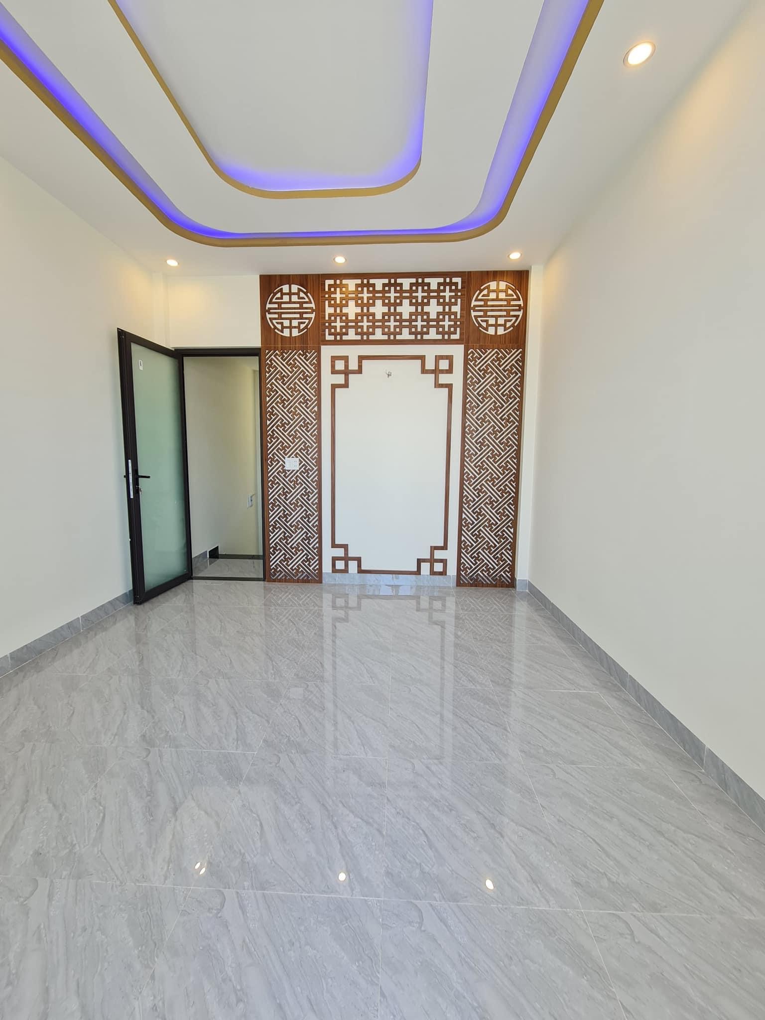 Cần nhà kiệt tôn đản 4x16 nhà 2 tầng mới full nội thất