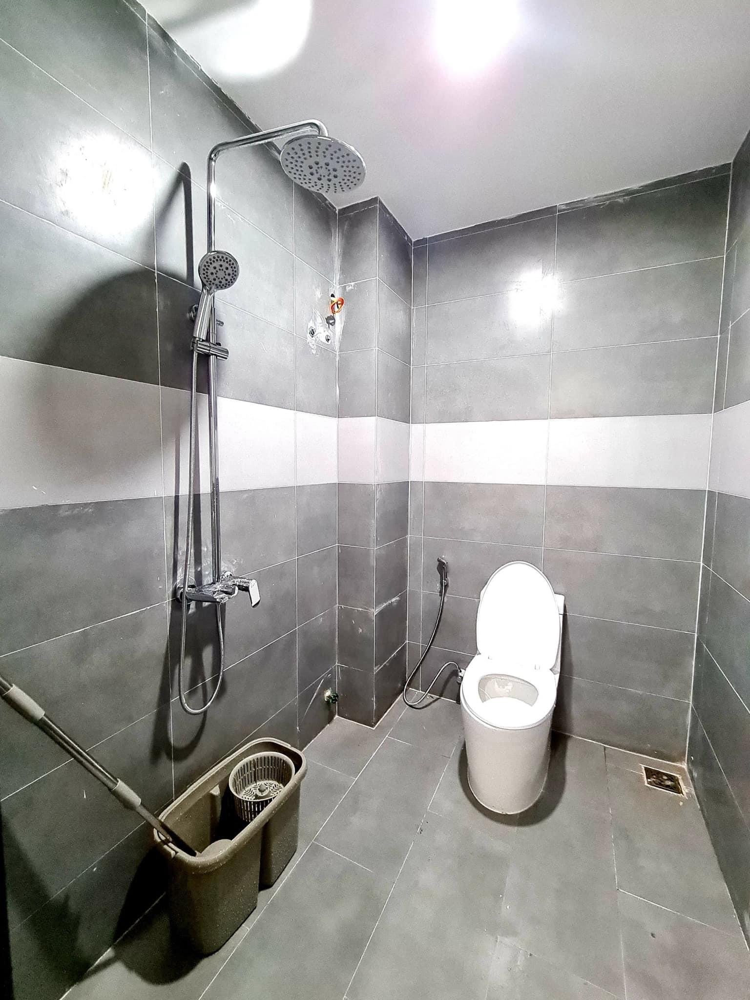 Cần nhà kiệt tôn đản 4x16 nhà 2 tầng mới full nội thất