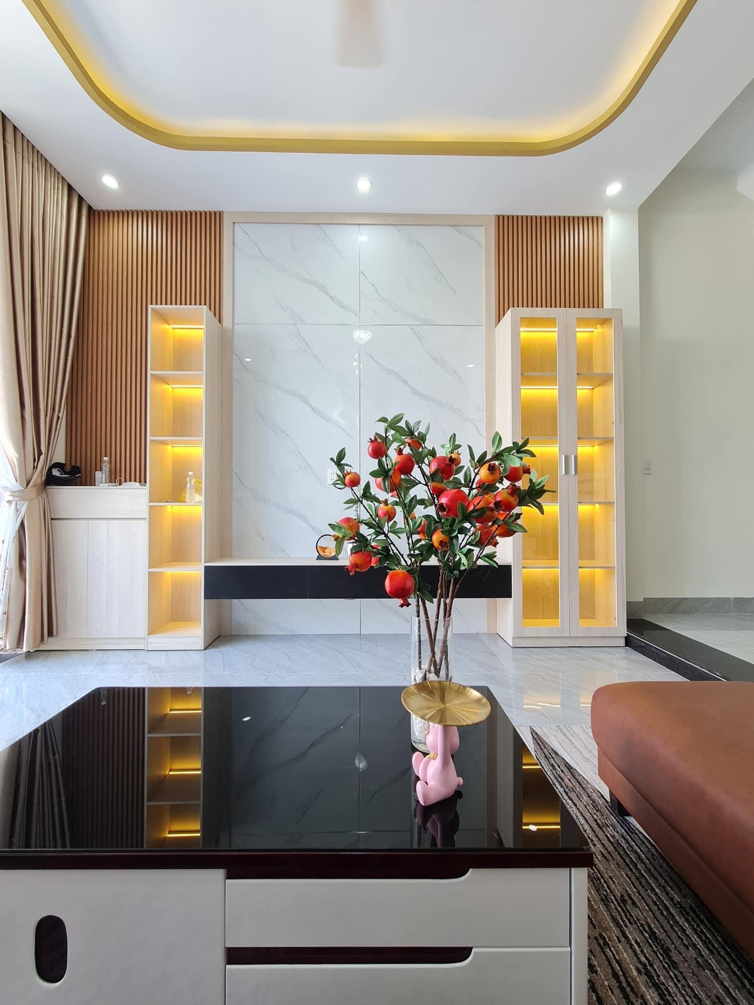 Cần nhà kiệt tôn đản 4x16 nhà 2 tầng mới full nội thất