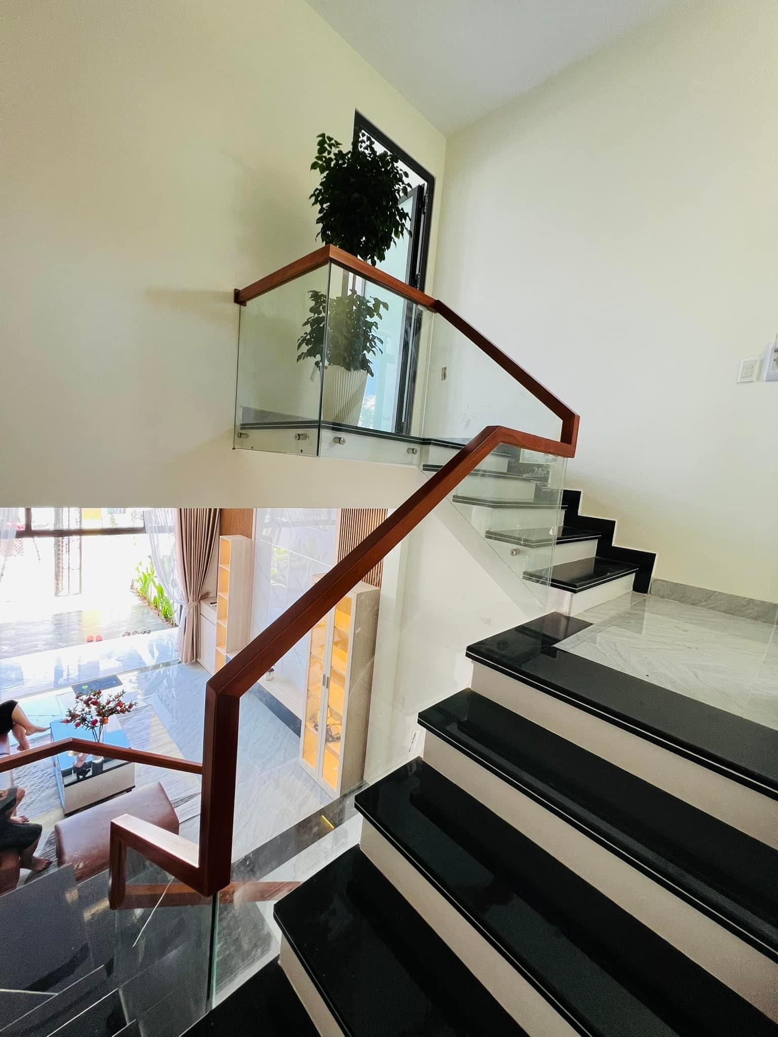 Cần nhà kiệt tôn đản 4x16 nhà 2 tầng mới full nội thất