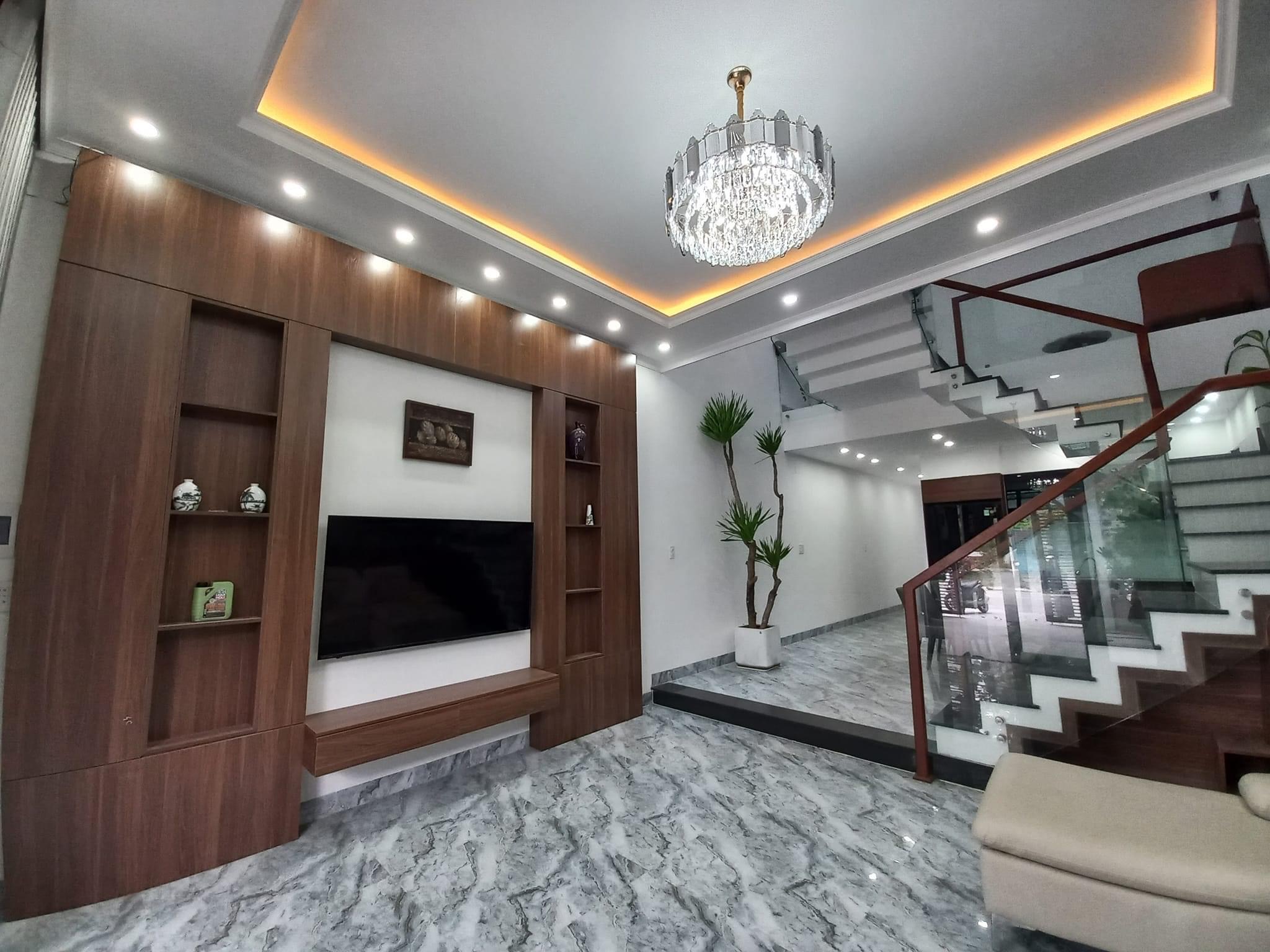 Chính chủ gửi bán mặt tiền Bùi tấn diên