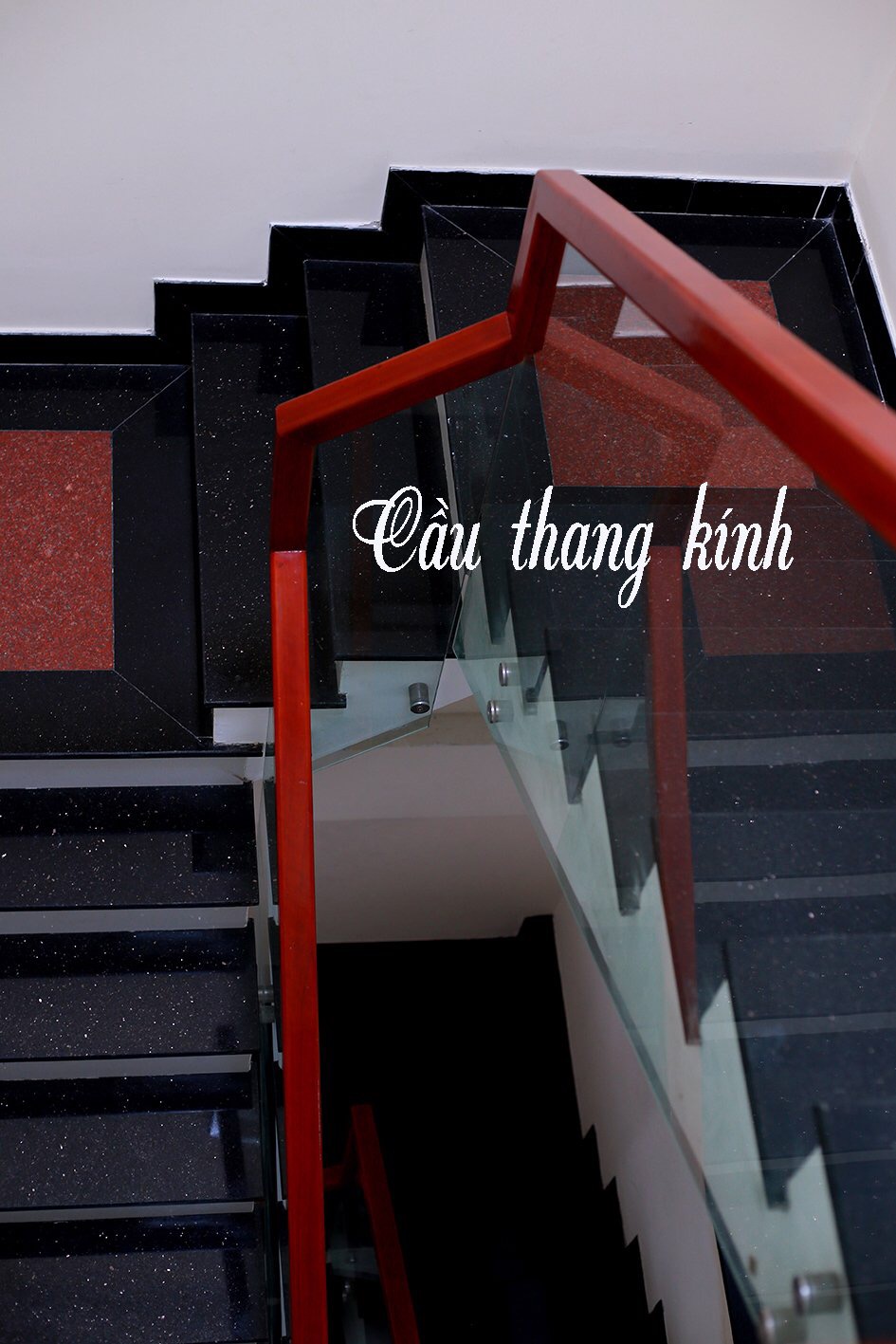 Mặt tiền lương ngữ học vị trí kinh doanh gần trường đại học ngoại ngữ trường đông á đại học kiến trúc cách cầu tiên Sơn 2km cầu rồng 3km