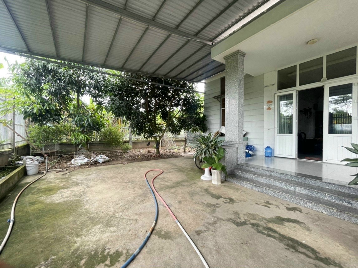 Bán Biệt Thự Vườn Đường Nhựa 5m -  Tổng diện tích : 836m2 không gian cực rộng (212 Thổ + 624 Vườn )