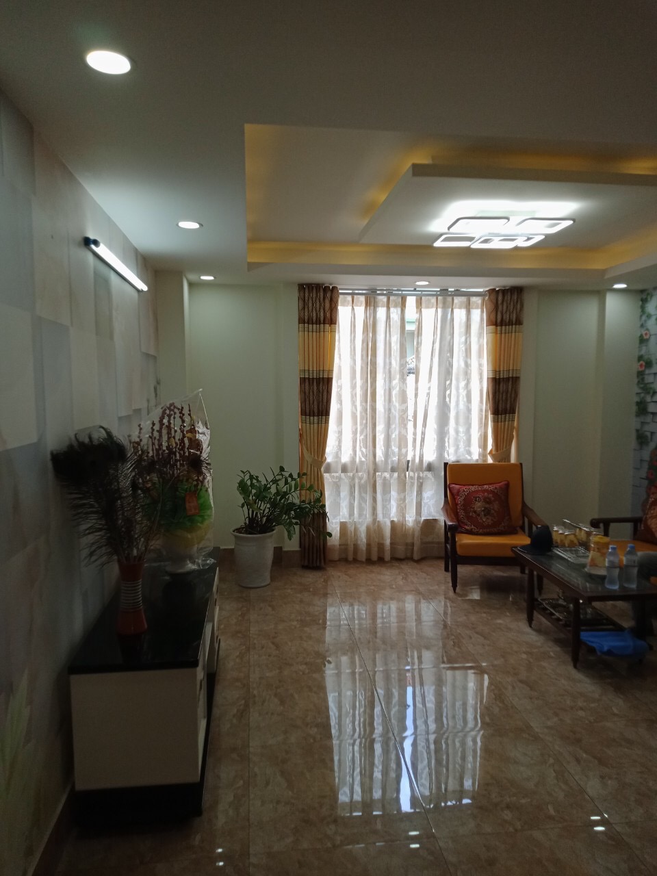 Cho thuê nhà 1T Lửng 2 Lầu đường Man Thiện gần chợ Nhỏ Q.9