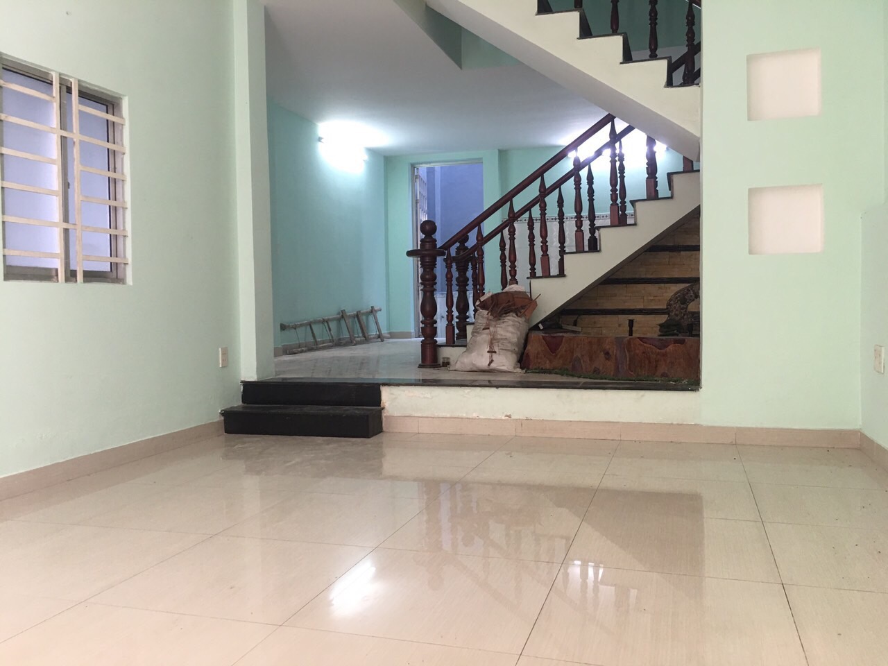 Cho thuê nhà 1T1L 60m2 đường 339 gần Đỗ Xuân Hợp Q.9. Giá 8tr/ tháng
